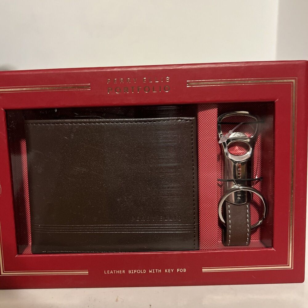 Perry Ellis Mens Keychain Set Bifold Wallet With Pocket Multi Tool Brown